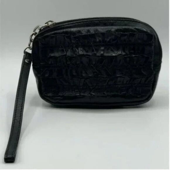 Hobo International Ruched Black Leather Wristlet with Zipper Closure main image 5